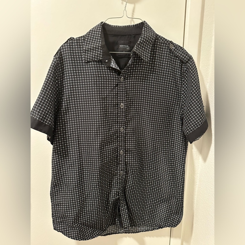 Men’s large short sleeve button up